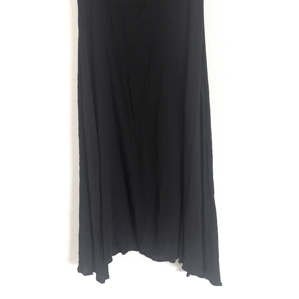 Petal & Pup | Franklin Puff Sleeve Midi Dress in Black - Sweetheart Neck - Picture 4 of 6